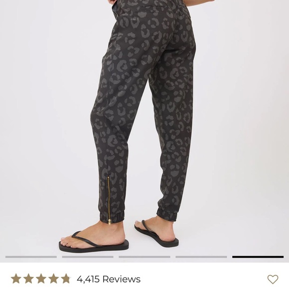 Albion Fit Animal Print Neutral Jetsetter Pants Joggers With Pockets Zipper - Picture 7 of 9